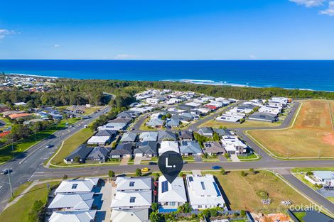 Property photo of 8 Seaside Drive Lake Cathie NSW 2445