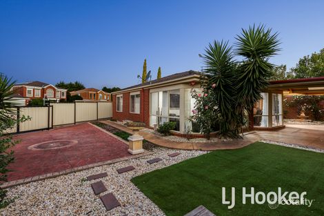 Property photo of 2 Burleigh Drive Narre Warren South VIC 3805