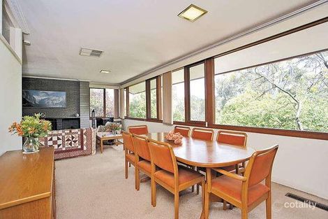 Property photo of 15 Jolliffe Crescent Rosanna VIC 3084