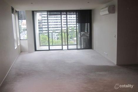 Property photo of 61/801 Bourke Street Docklands VIC 3008