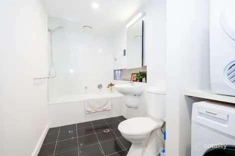 Property photo of 402/11-17 Cohen Place Melbourne VIC 3000