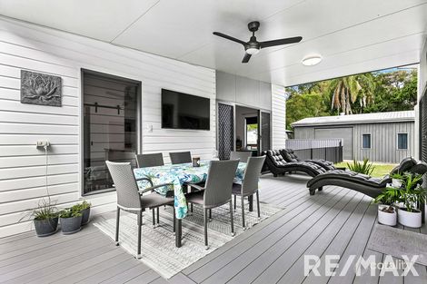 595 Boat Harbour Dr, Urangan, QLD 4655