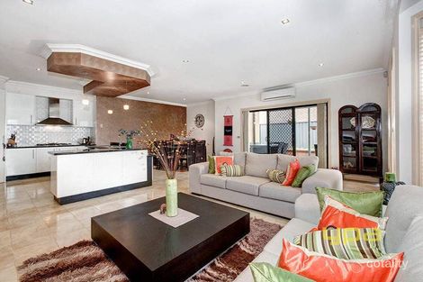 Property photo of 14 Coronet Avenue Roxburgh Park VIC 3064