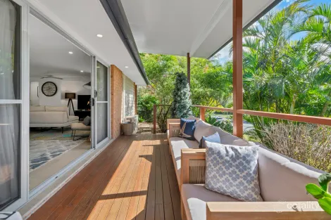 Property photo of 6 Sara Street Ashmore QLD 4214