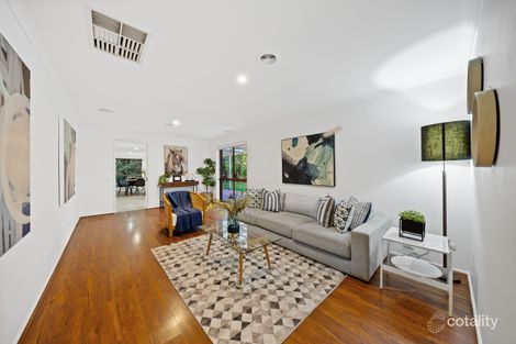 Property photo of 10 Gilja Court Cranbourne West VIC 3977