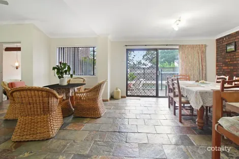Property photo of 133 Jacaranda Avenue Figtree NSW 2525