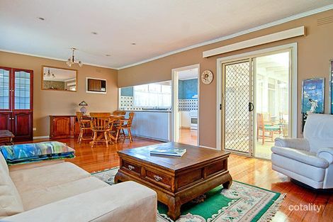 Property photo of 25 Fitzpatrick Drive Altona Meadows VIC 3028