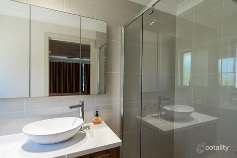 Property photo of 62 Grangewood Drive Dubbo NSW 2830