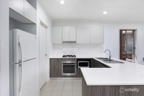 Property photo of 8 Bunker Parade Bonnyrigg NSW 2177