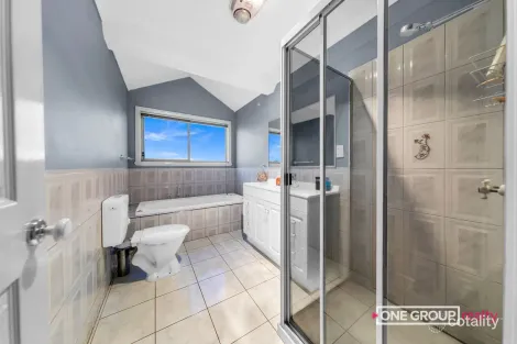 Property photo of 11 Kenthurst Court Mill Park VIC 3082