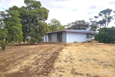 496 Pearses Rd, Donald, VIC 3480