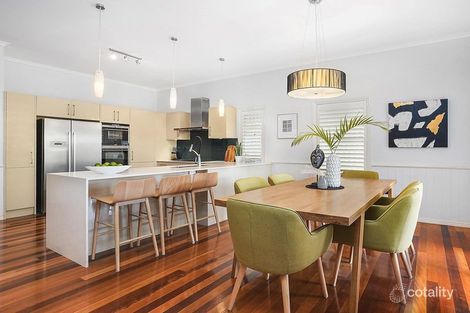 Property photo of 14 Vendale Avenue Moorooka QLD 4105