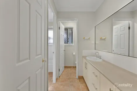 Property photo of 2 Sailaway Drive Eimeo QLD 4740