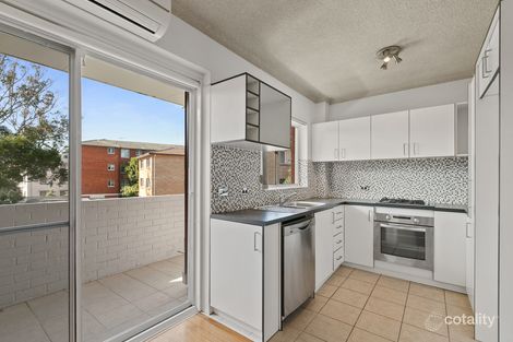 Property photo of 6/7 Clarence Avenue Dee Why NSW 2099