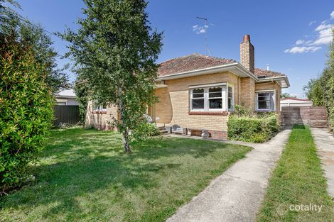 Property photo of 14 Essex Street Wendouree VIC 3355