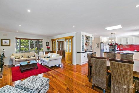 Property photo of 36 Timms Crescent Dingley Village VIC 3172