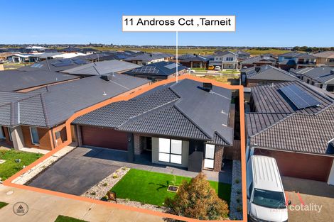 Property photo of 11 Andross Circuit Tarneit VIC 3029