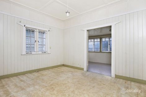 Property photo of 27 Hunter Street Greenslopes QLD 4120