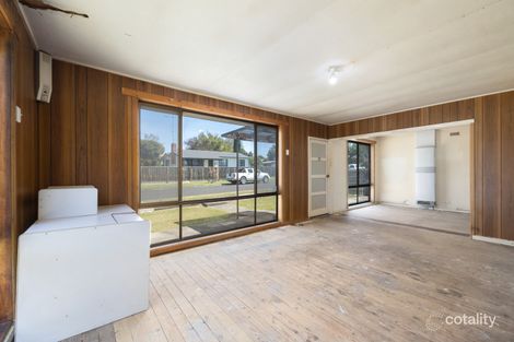 Property photo of 26 Eastern Avenue Newborough VIC 3825