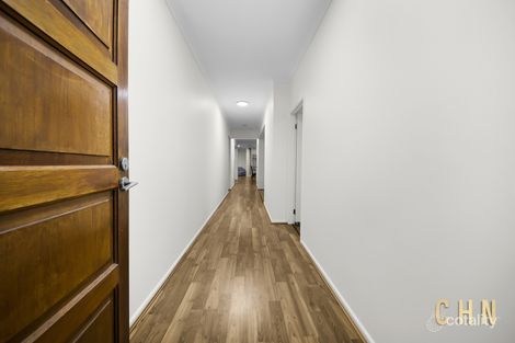 Property photo of 17 Baycrest Drive Point Cook VIC 3030