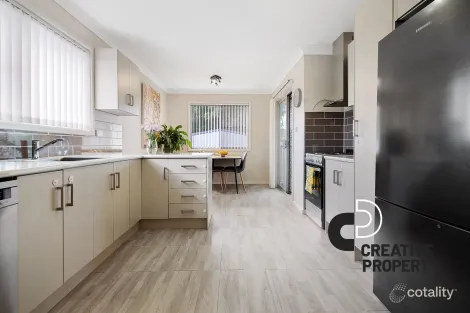Property photo of 6 Coldstream Crescent Rankin Park NSW 2287
