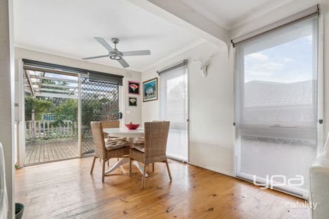 Property photo of 34 Menzies Drive Sunbury VIC 3429