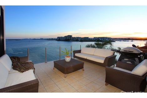 Property photo of 21 King Arthurs Court Paradise Point QLD 4216