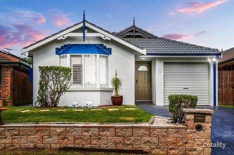 12 Esher Mews, Wattle Grove, NSW 2173