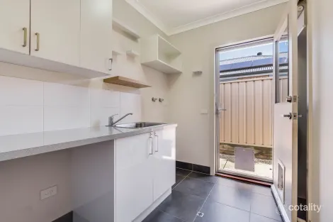 Property photo of 22 Badcoe Avenue Wodonga VIC 3690