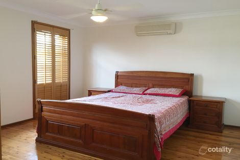 Property photo of 10 Pontiac Place Ingleburn NSW 2565