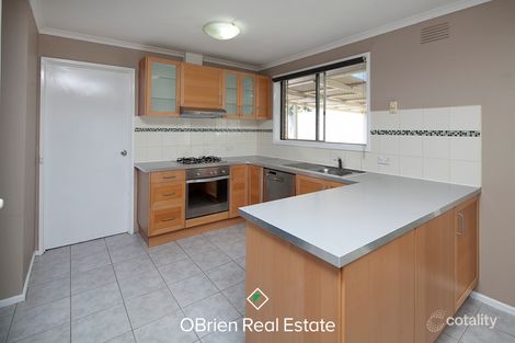 Property photo of 9 Cristata Avenue Endeavour Hills VIC 3802