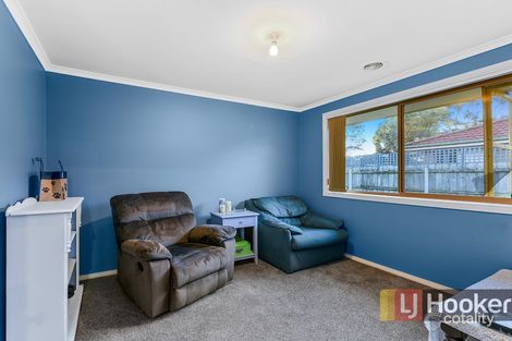 Property photo of 15 Heidi Court Pakenham VIC 3810