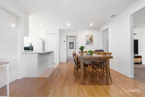 Property photo of 8 Glendale Close Langwarrin VIC 3910