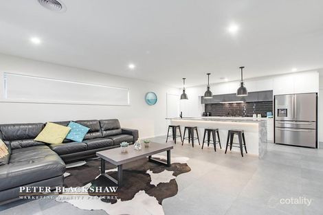 Property photo of 10 Pickering Street Googong NSW 2620