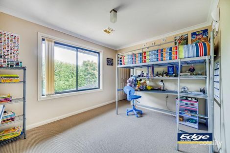 Property photo of 10 Galbraith Close Banks ACT 2906