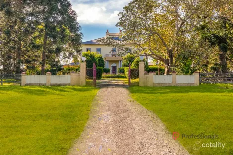 Property photo of 14 Horningsea Park Drive Horningsea Park NSW 2171