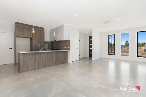 Property photo of 59 Manny Paul Circuit Burnside Heights VIC 3023