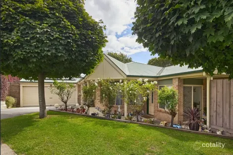 1/5 Karrala Ct, Drouin, VIC 3818