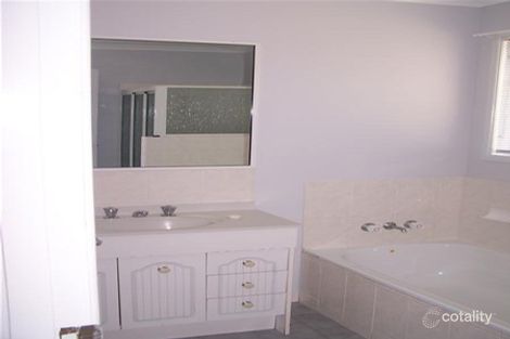 Property photo of 31 Feeney Avenue Rasmussen QLD 4815