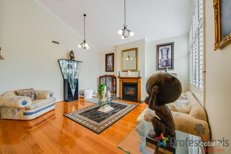 Property photo of 21 Perceval Crescent Taylors Lakes VIC 3038
