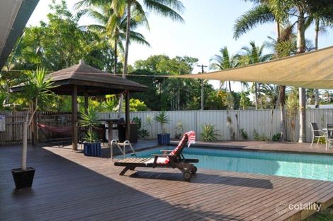 11 Roslyn Cl, Yorkeys Knob, QLD 4878