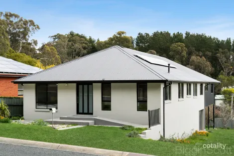 Property photo of 40 Fourteenth Street Hepburn VIC 3461