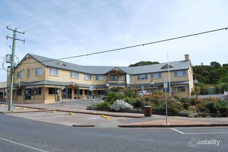 7 Main St, Currie, TAS 7256