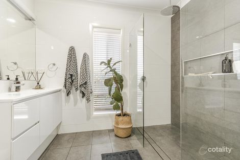 Property photo of 22 Kookaburra Court Yamba NSW 2464