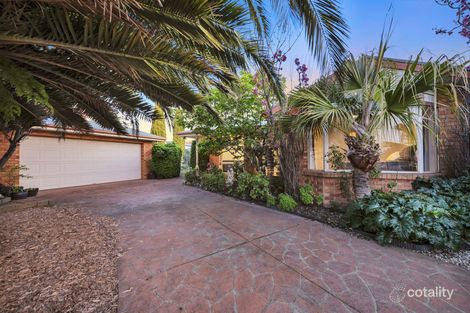 Property photo of 59 Bathgate Crescent Cranbourne East VIC 3977
