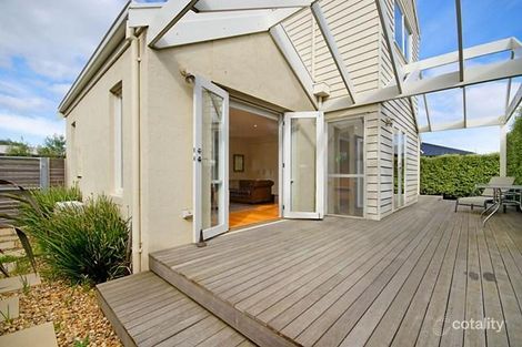 Property photo of 2/94 The Avenue Ocean Grove VIC 3226