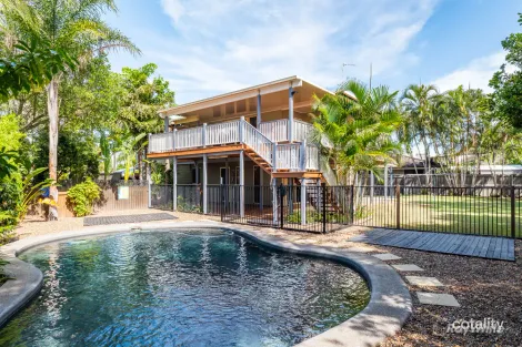 5 Cossart Cres, Bargara, QLD 4670