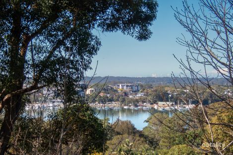 Property photo of 24 Fiona Street Point Clare NSW 2250