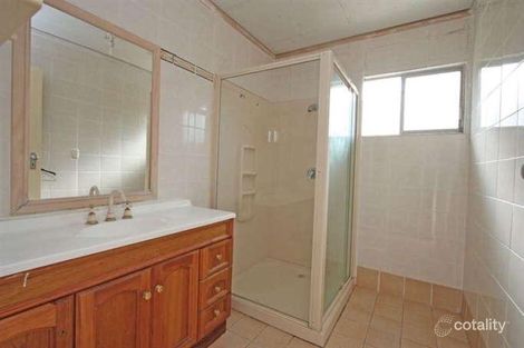 Property photo of 11 Duncan Street Riverview QLD 4303