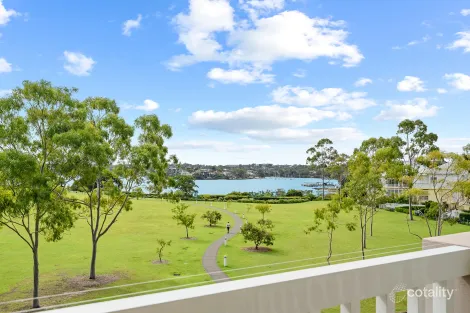 32/4-22 Admiralty Dr, Breakfast Point, NSW 2137